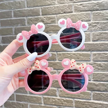 Детские солнцезащитные очки Disney с Минни и Микки Маусом, очки для косплея для мальчиков и девочек, детские милые солнцезащитные очки с защитой от ультрафиолета, реквизит для фотосъемки Изображение 2