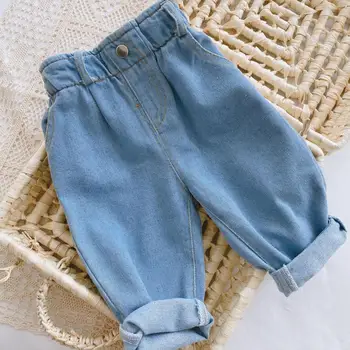 2023 Корейская весна Осень Джинсы для маленьких мальчиков Хлопковые Джинсовые брюки с вышивкой Простые Свободные Универсальные брюки для маленьких мальчиков Изображение 2