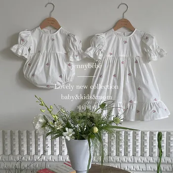 Летняя одежда сестры 2023 года С цветочной вышивкой Для девочек, белое кружевное платье, хлопковый комбинезон с запахом для новорожденных, детские наряды