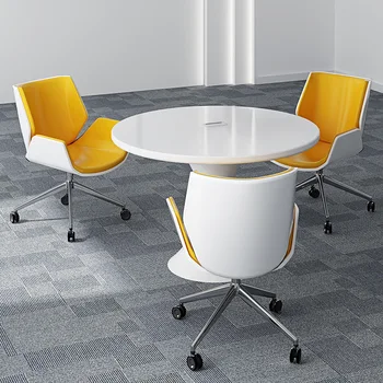Комбинация небольшого стола для приемов и стула, окрашенная круглой краской Изображение 2