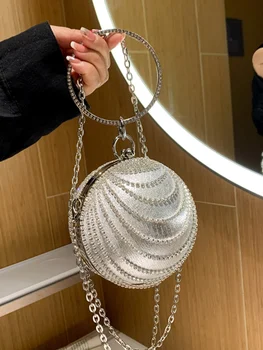 Сумка с уникальным нишевым дизайном 2023 новая женская сумка на цепочке, сумка-мессенджер, мини-сумка с мячом