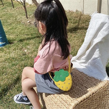 Детская мультяшная сумка через плечо, милая модная мини-сумочка для девочек с цветами и клубникой и ананасом, высококачественный дорожный кошелек