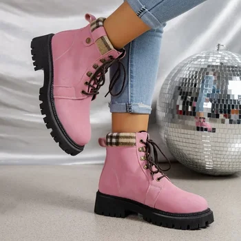 Женские ботинки в британском стиле 2023, Зимние розовые ботинки, нескользящие мотоциклетные ботинки на толстой подошве с высоким берцем, Модные женские туфли большого размера Изображение 2
